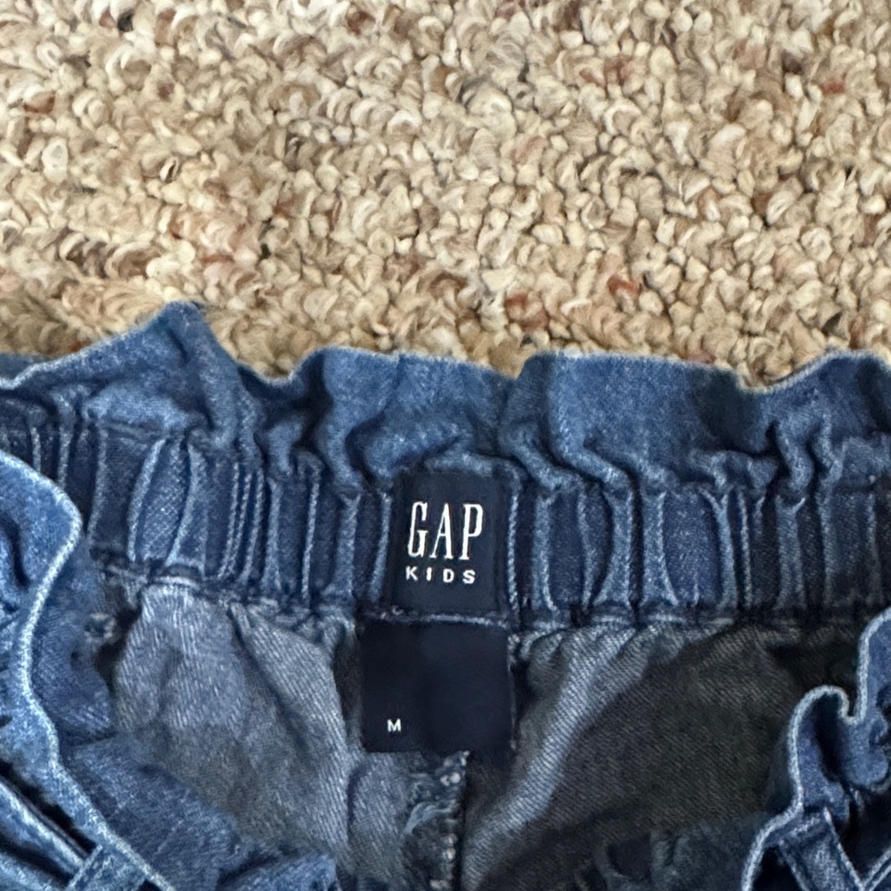 GAP Girl’s Dark Blue Jean Shorts with Belt- M - Picture 2 of 5